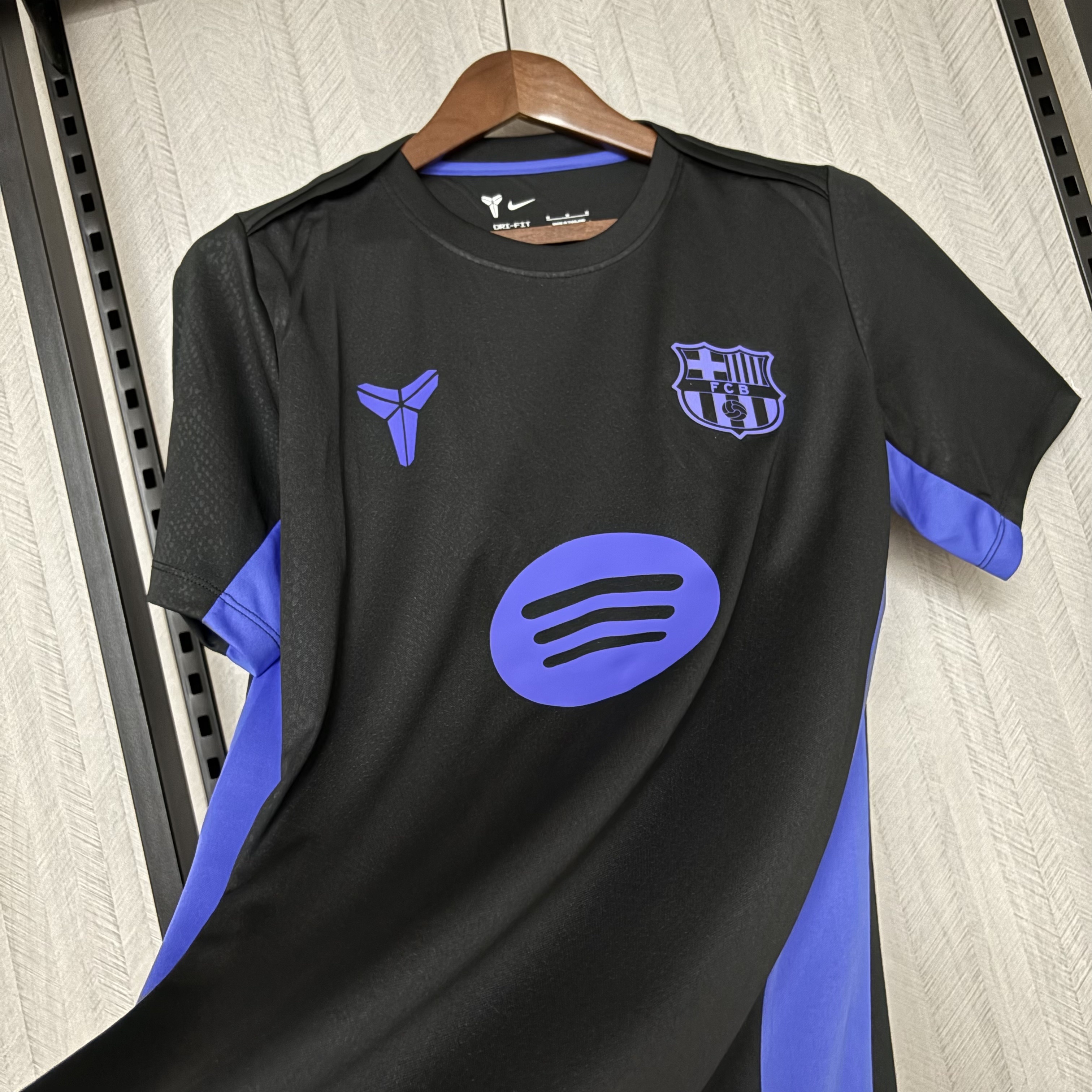 Barcelona 25/26 Mens Fourth Design 2 Jersey