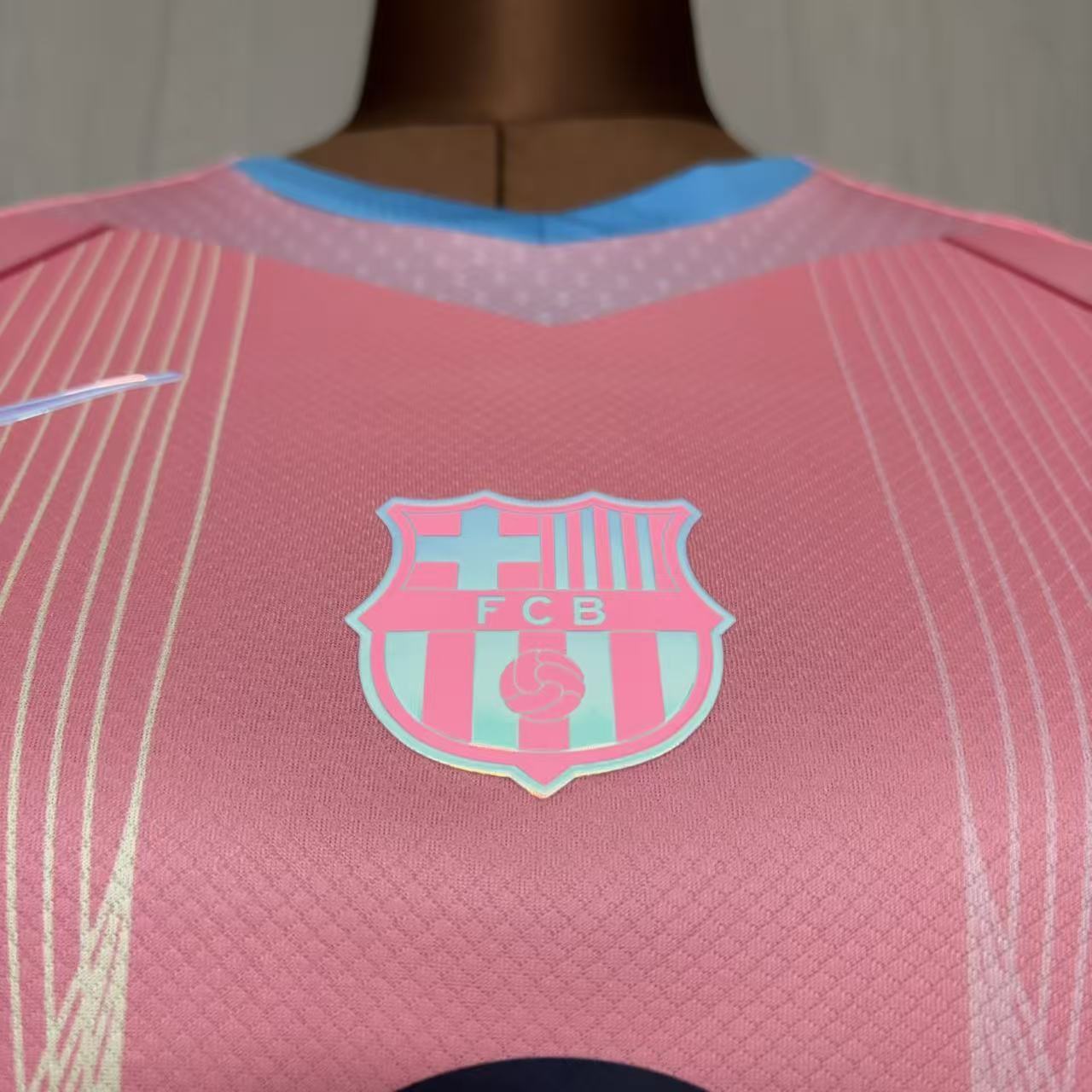Barcelona 25/26 Womens Pink Jersey