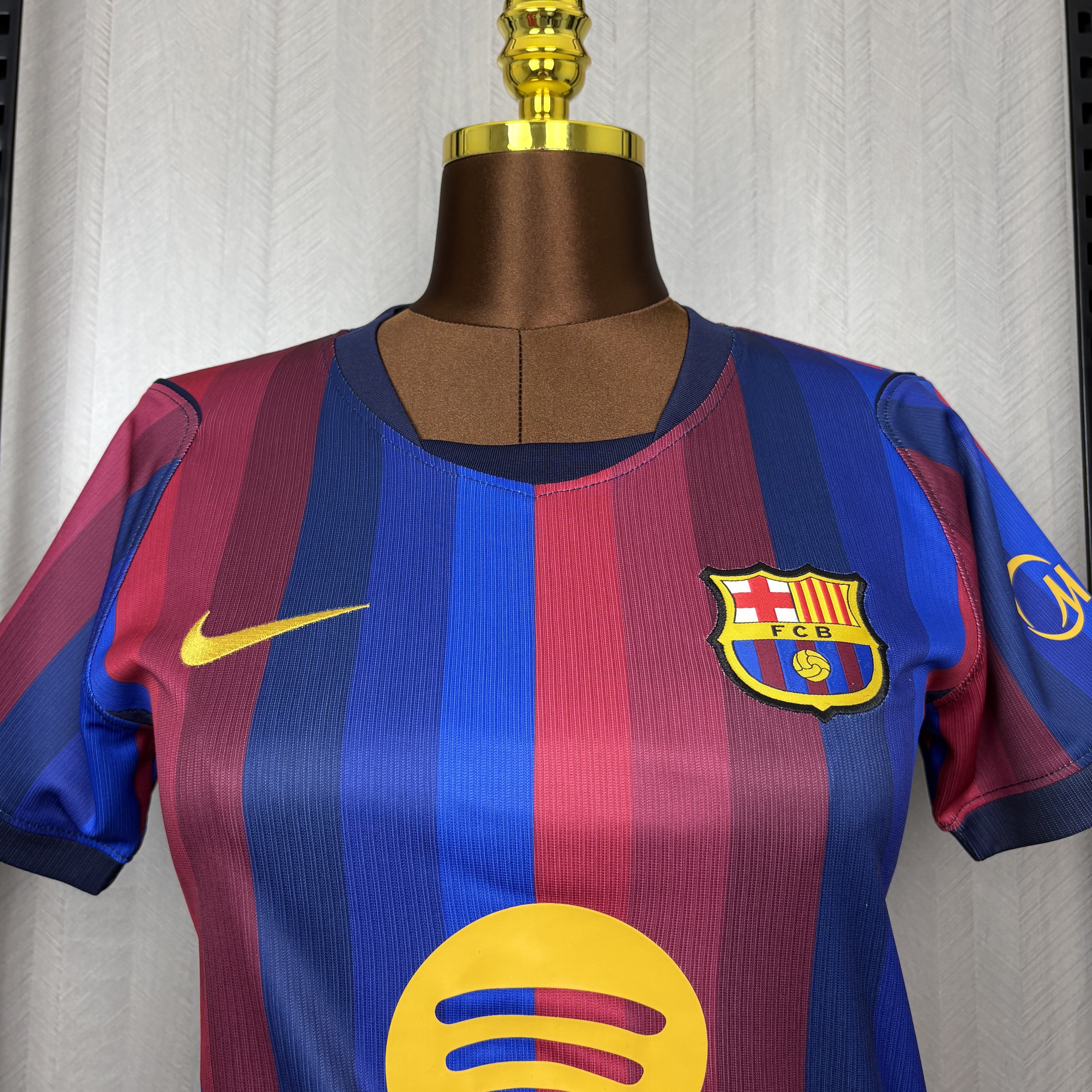 Barcelona 26/27 Womens Home Jersey