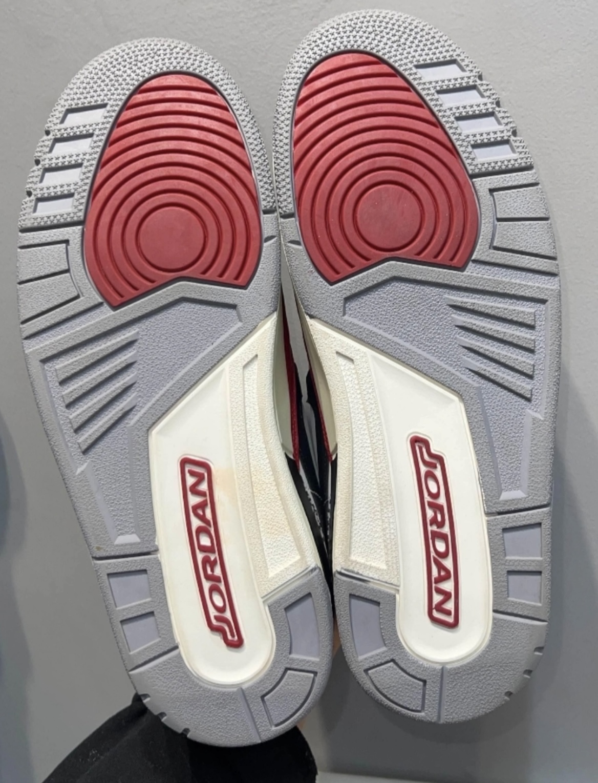 Air Jordan AJ312 White Red CD7069-106 review 1
