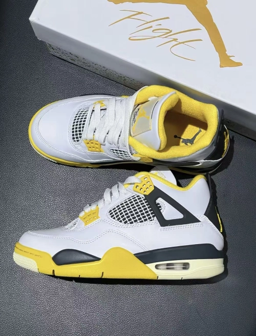 AIR JORDAN 4 VIVID SULFUR AQ9129-101 reviewed byDeShawn Harris