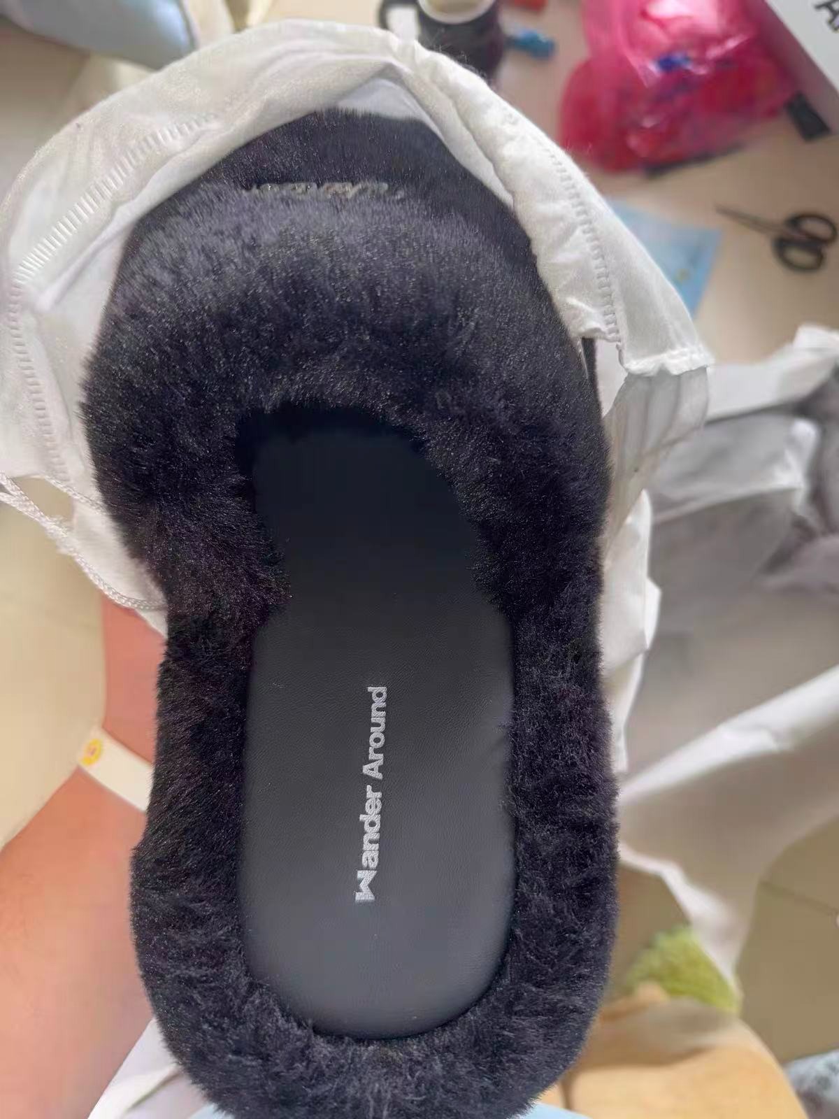 Balenciaga Furry Slides Black Coke review j***i