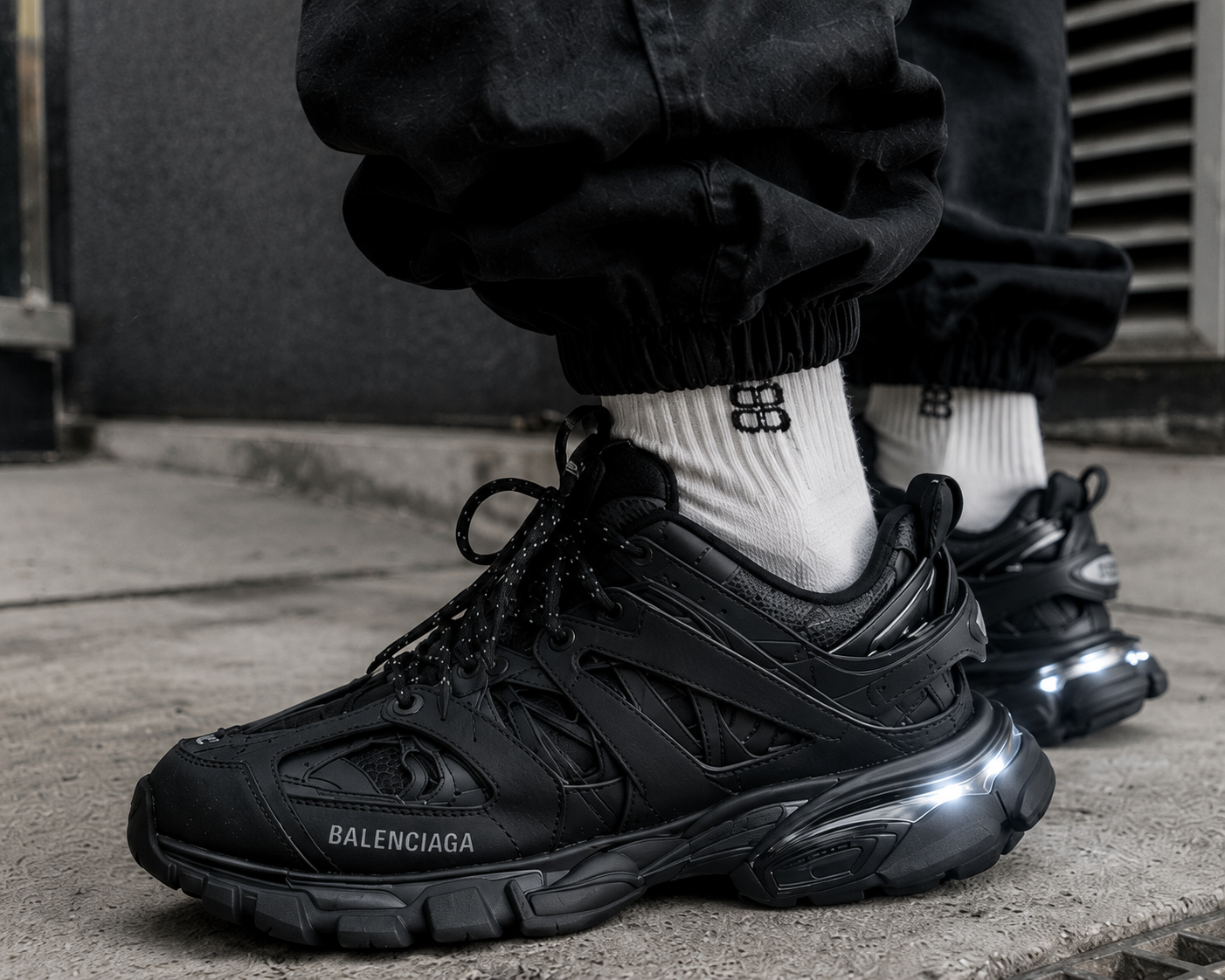 Balenciaga Track LED Sneaker Black review Kobe