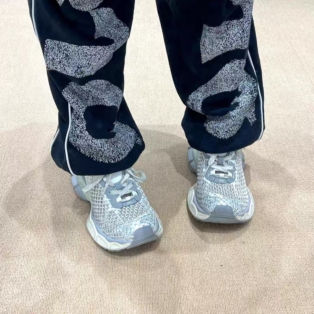 Balenciaga 3XL Grey 788818 W3XFN 1210 review akasod 02