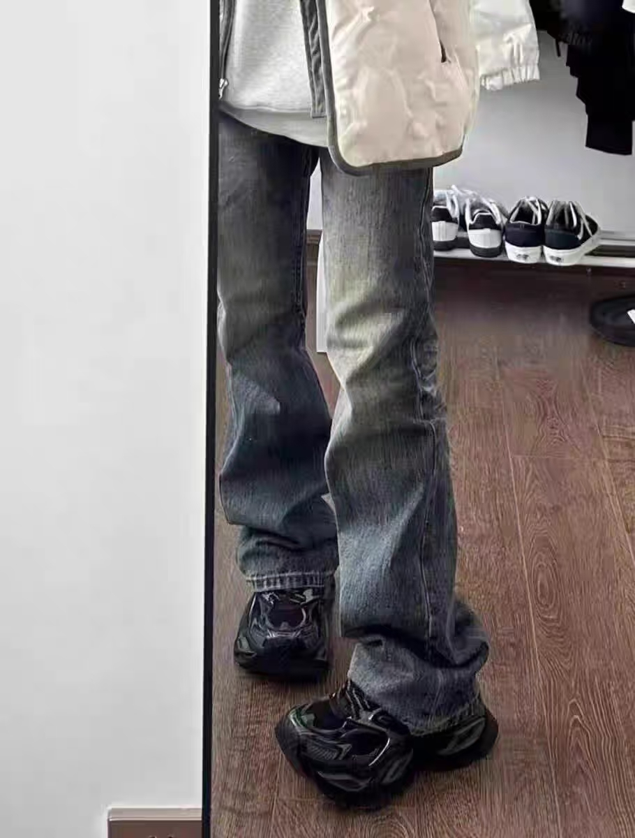 Balenciaga Runner Light Dark Gray 772767 W3RNY 0322 review Chris A. 01
