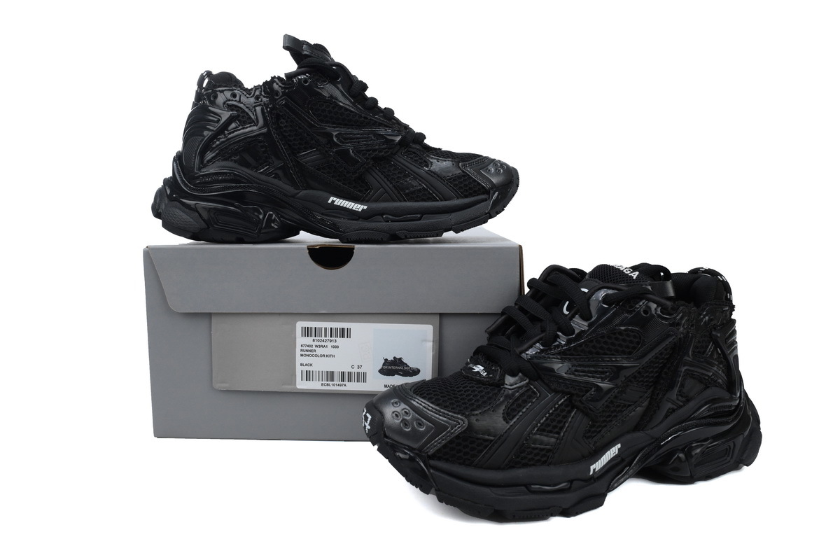 Balenciaga Runner Black 656065 W3RA1 1000 