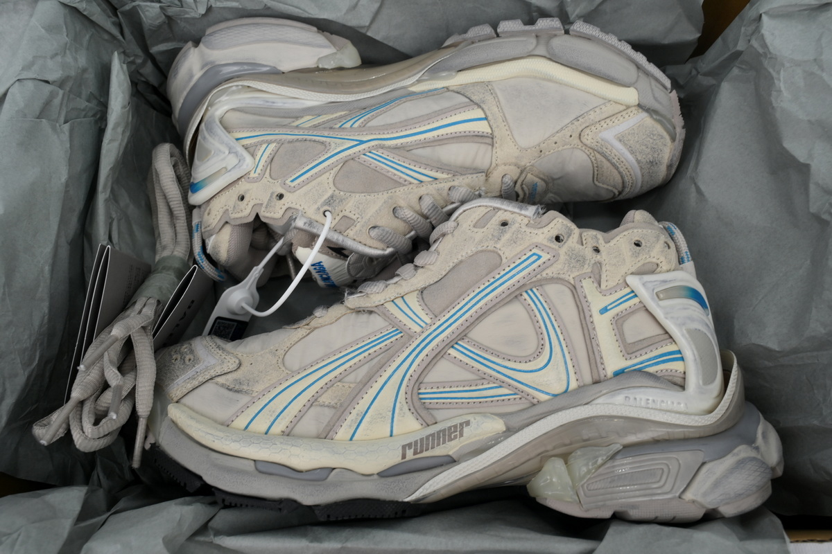 Balenciaga Runner Sneaker Brown Blue 772767 W3RNY 2240 