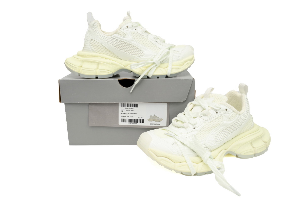 Balenciaga 3XL Luminous white
