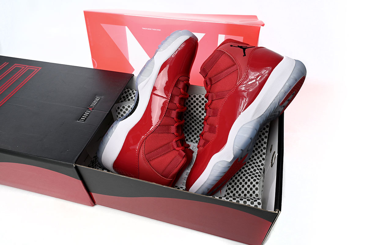 Air Jordan 11 Retro Win Like 96 378037-623
