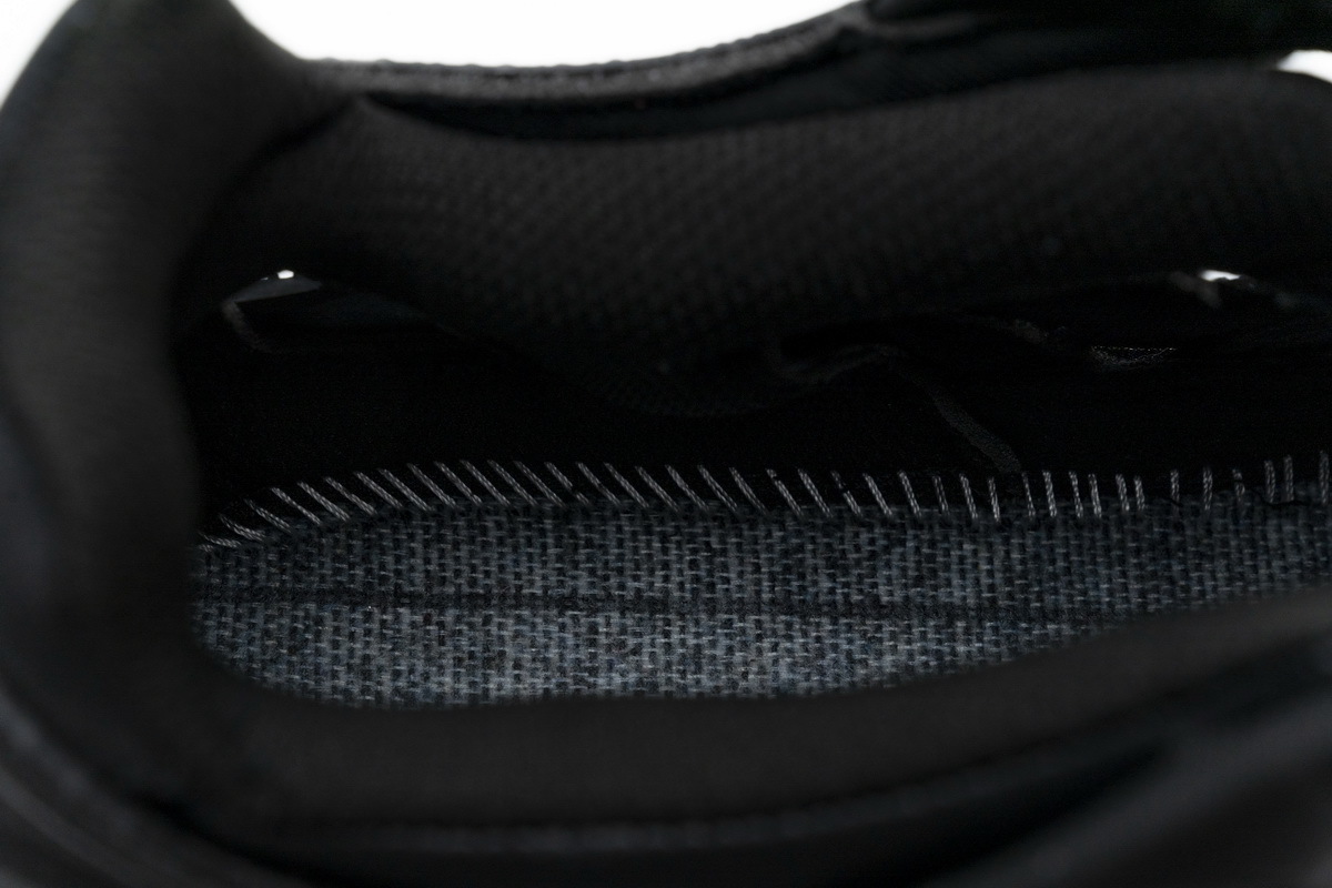Balenciaga Track 2 Sneaker Black 570391 W2GN1 1000