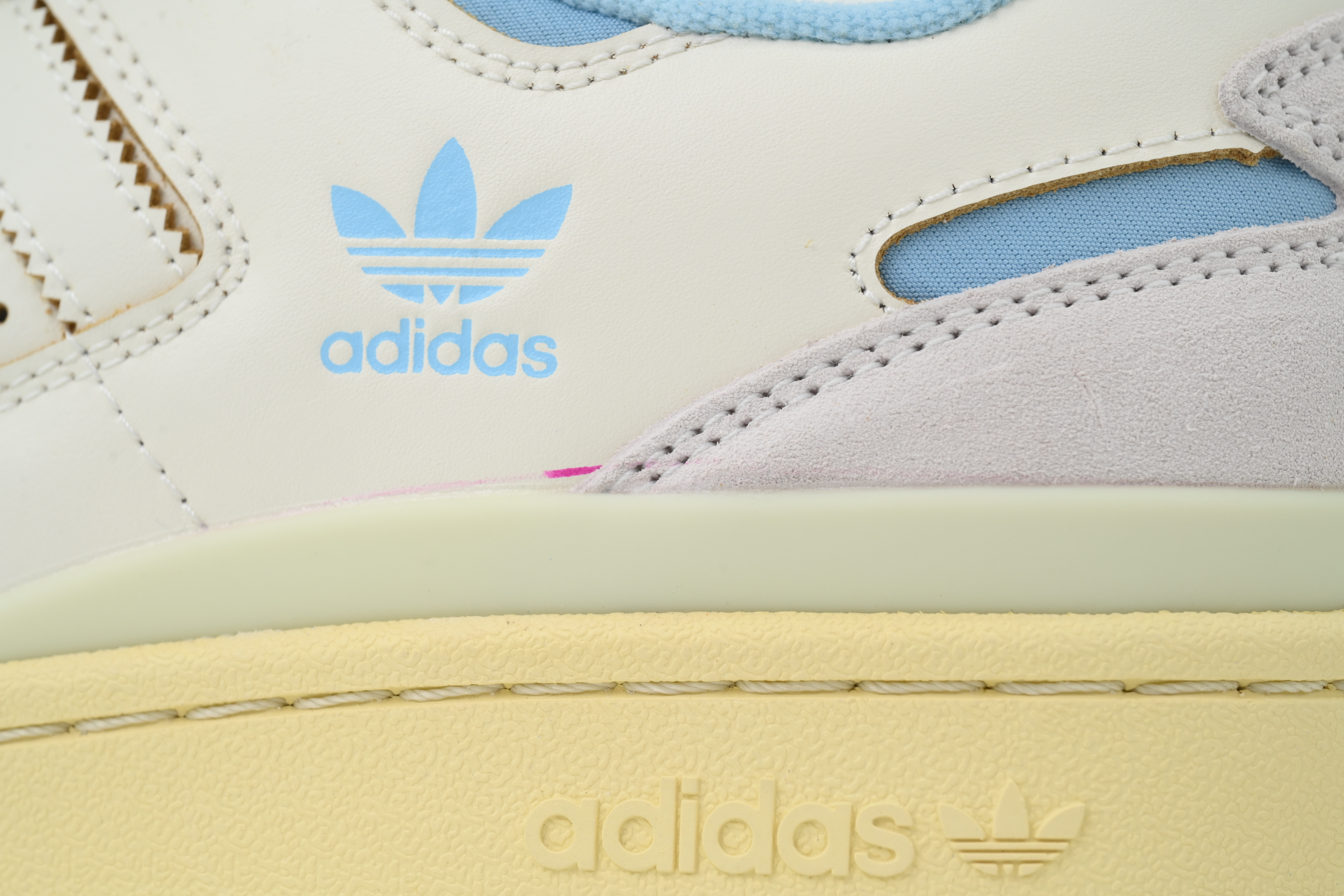 adidas Originals Forum 84 Low CL Off White / Blue Tint FZ6342