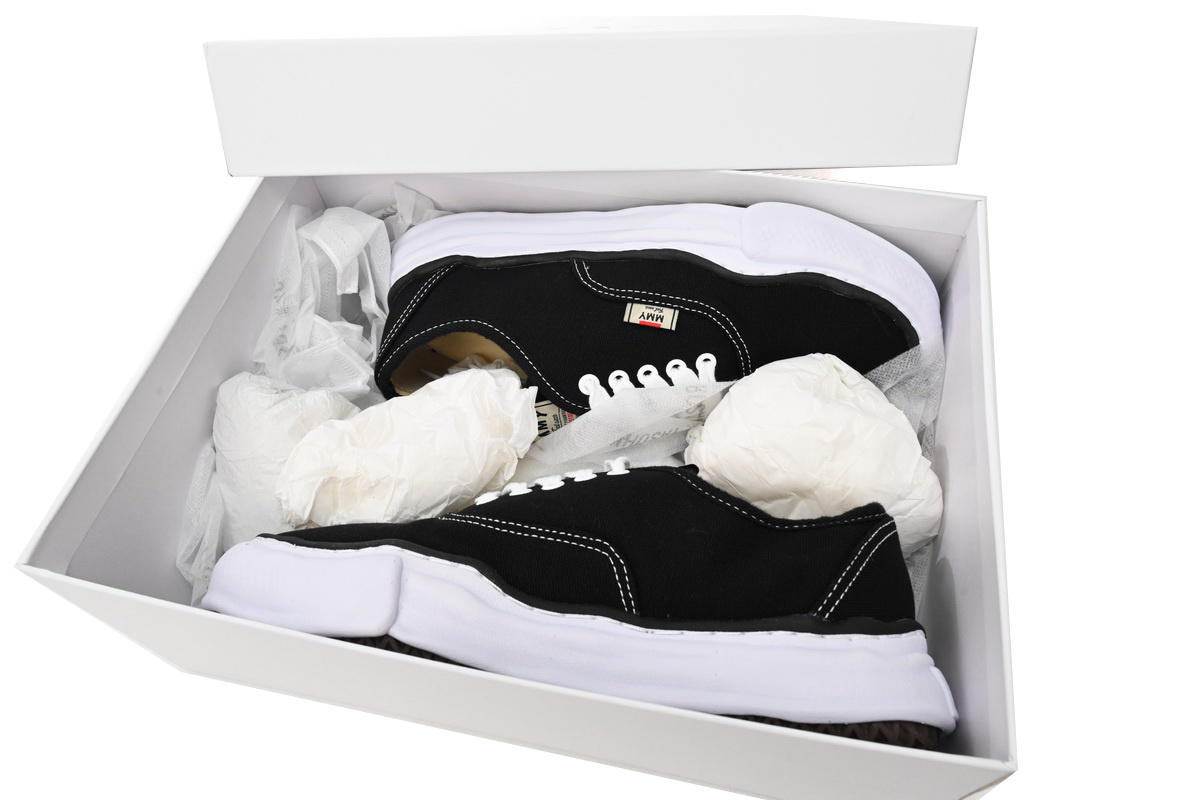 Maison Mihara Yasuhiro Baker OG Sole Canvas Low Top Sneakers Black A01FW717