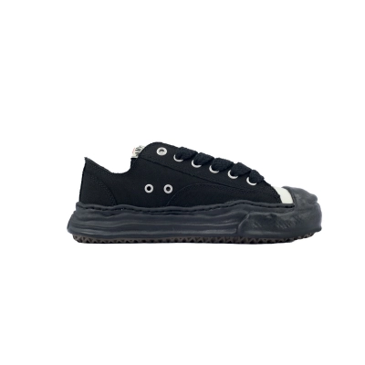 Maison Mihara Yasuhiro Peterson OG Sole Canvas Low Top Sneakers Black Black A01FW702 02