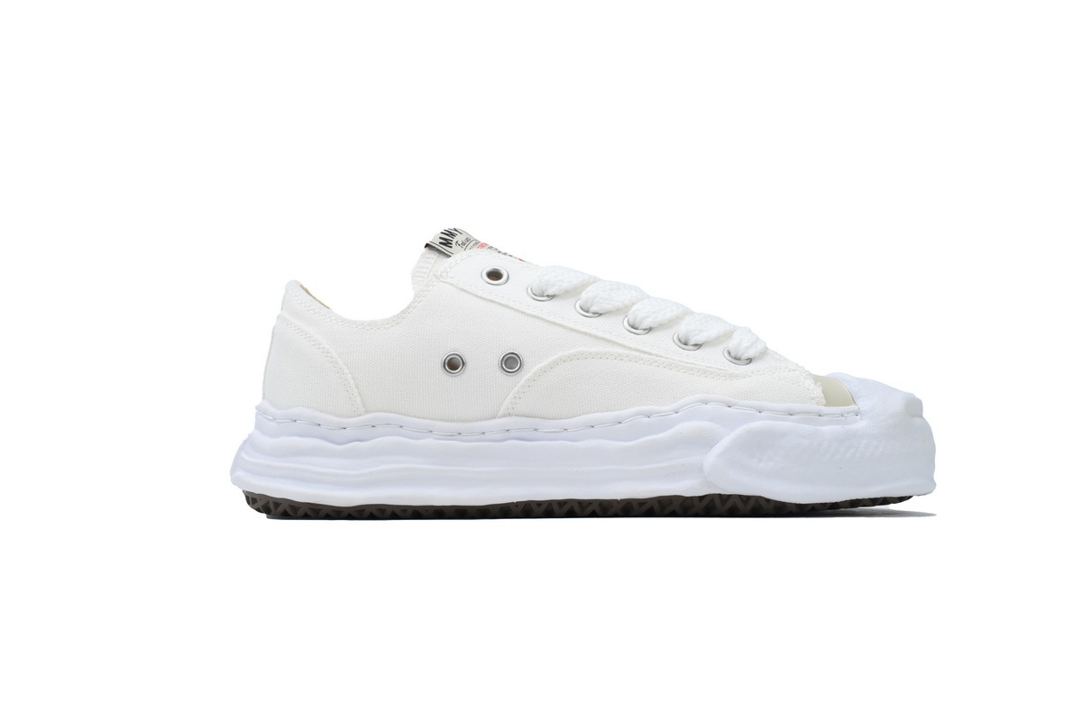Maison Mihara Yasuhiro Hank OG Sole Canvas Low Top Sneakers White A01FW701