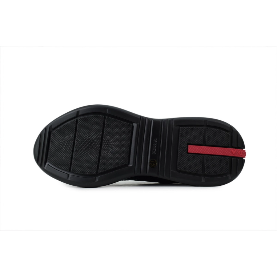 Prada America’s Cup “Black Red”