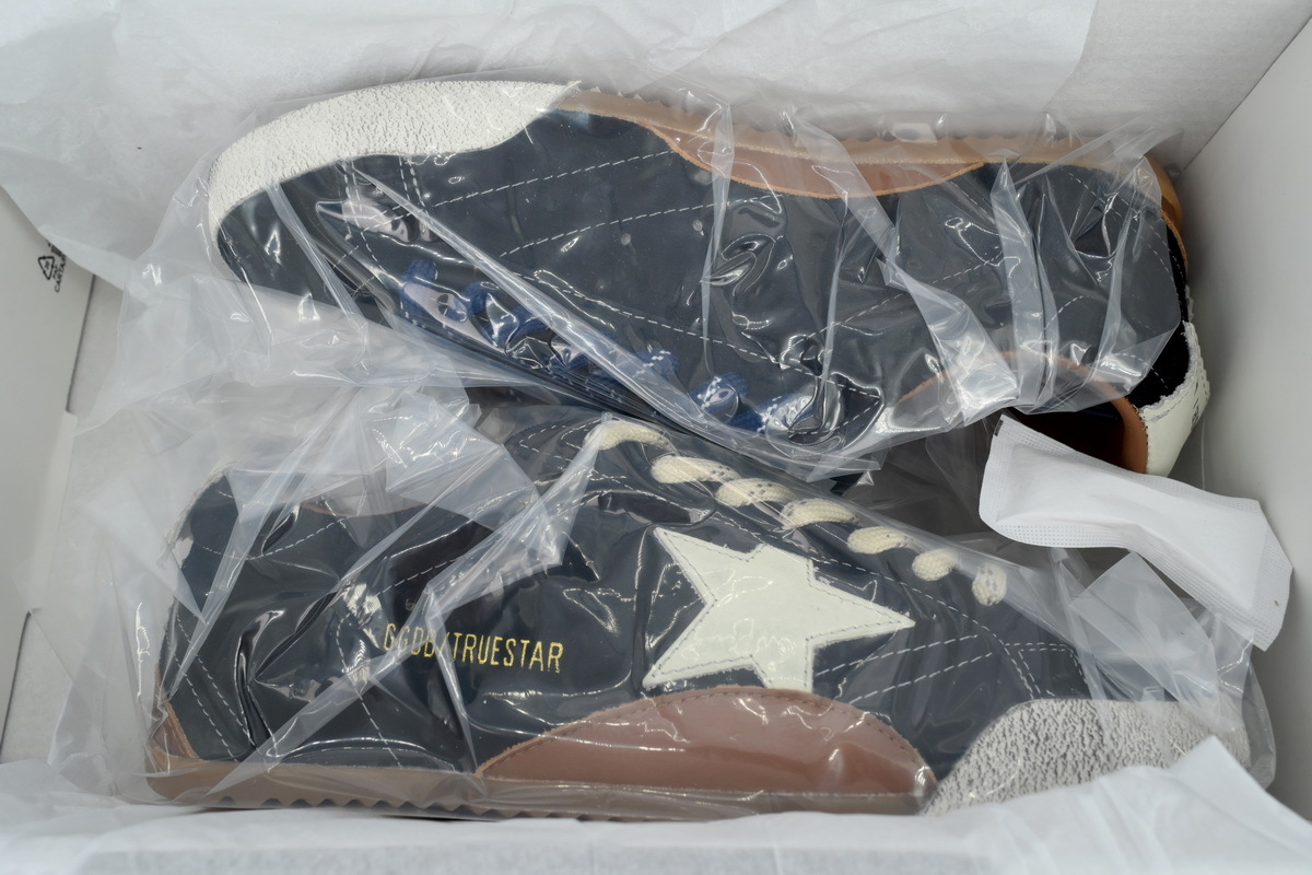 Golden Goose True Star 'Black Suede Cream Star'