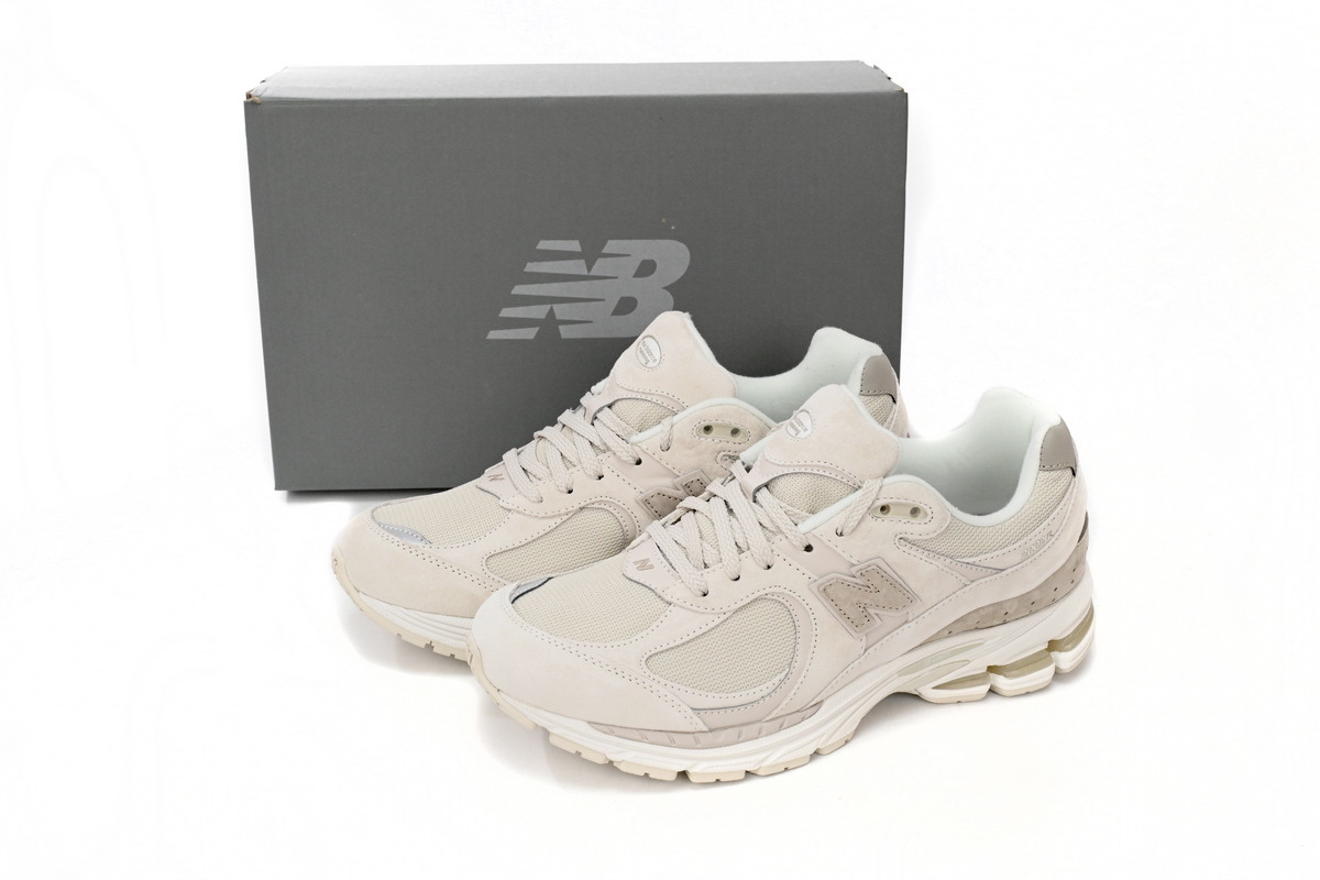 New Balance 2002R Natural Cream White Retro Running Shoes M2002RJN