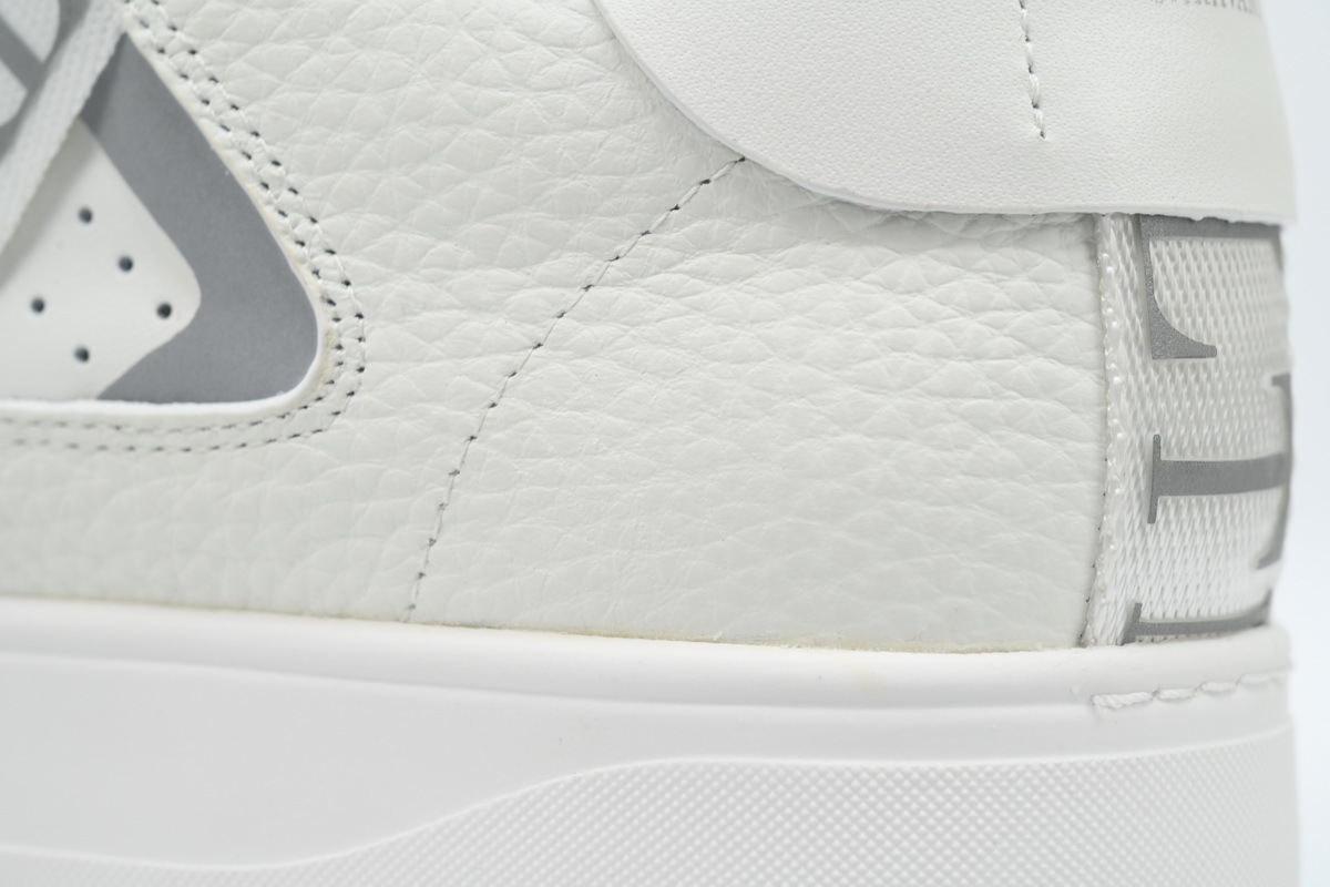 Valentino Garavani VL7N Grained Calfskin Fashion Trainers in White and Gray