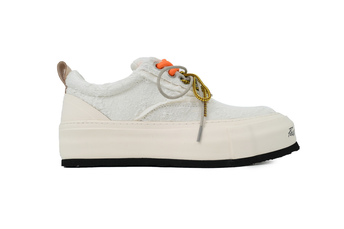 xVESSEL Milky White