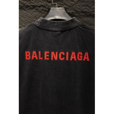 Balenciaga Red Embroidered Logo Oversized T-Shirt - Faded Black：5253# 02