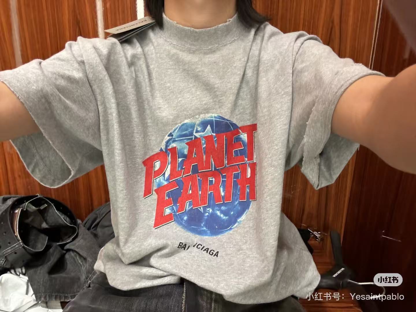 Balenciaga Planet Earth Ripped Hem Oversized T-Shirt - Heather Grey h140