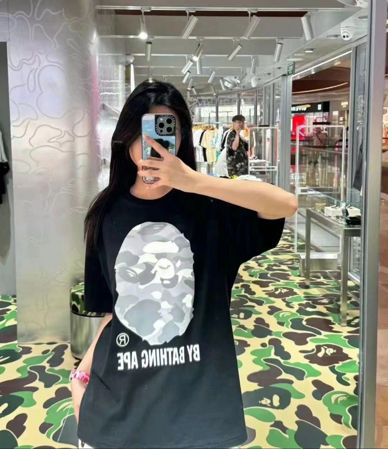  BAPE Black Streetwear Logo Tee h140