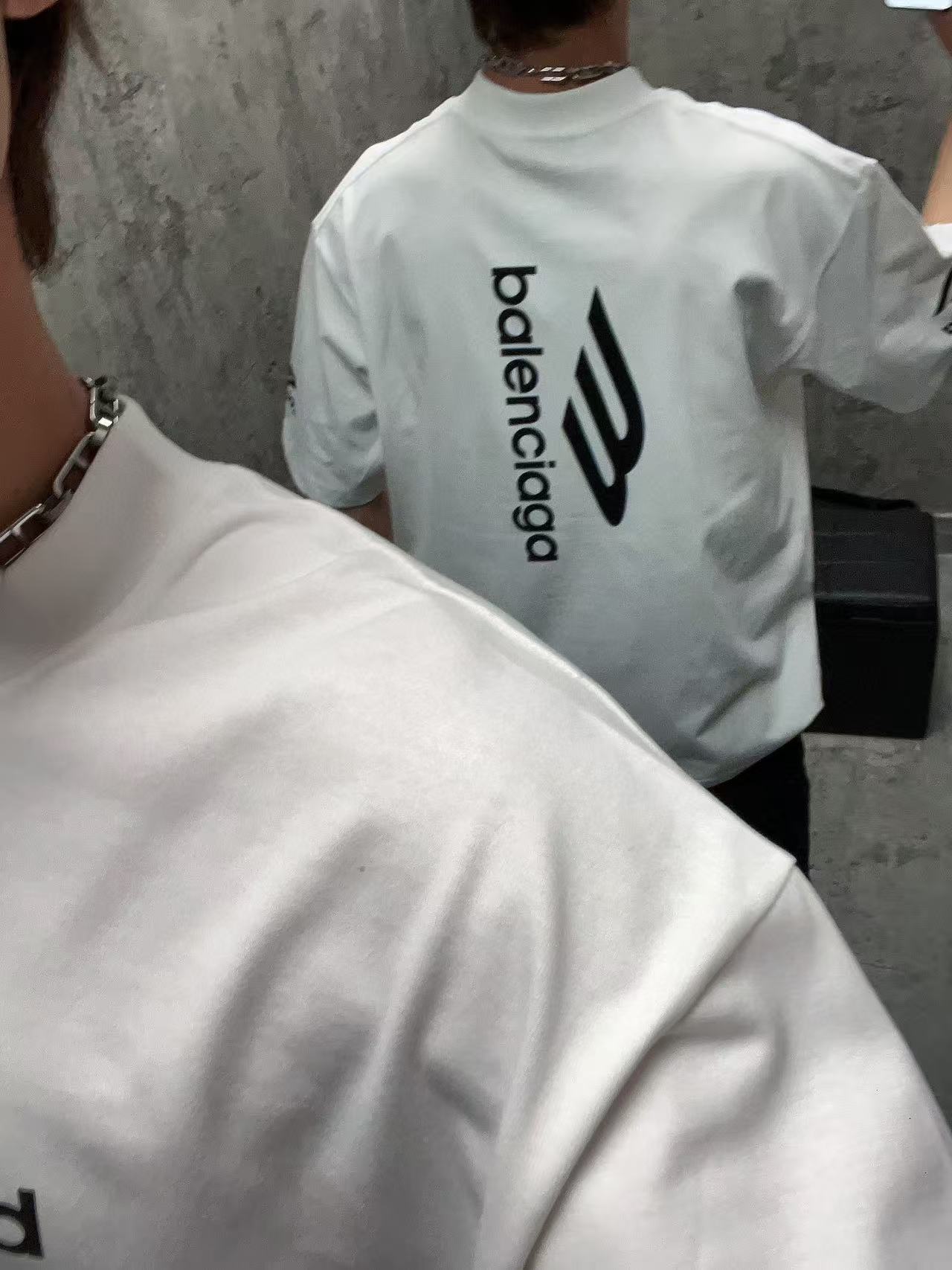 Balenciaga Ski Wear Vertical Logo White T-Shirt h150