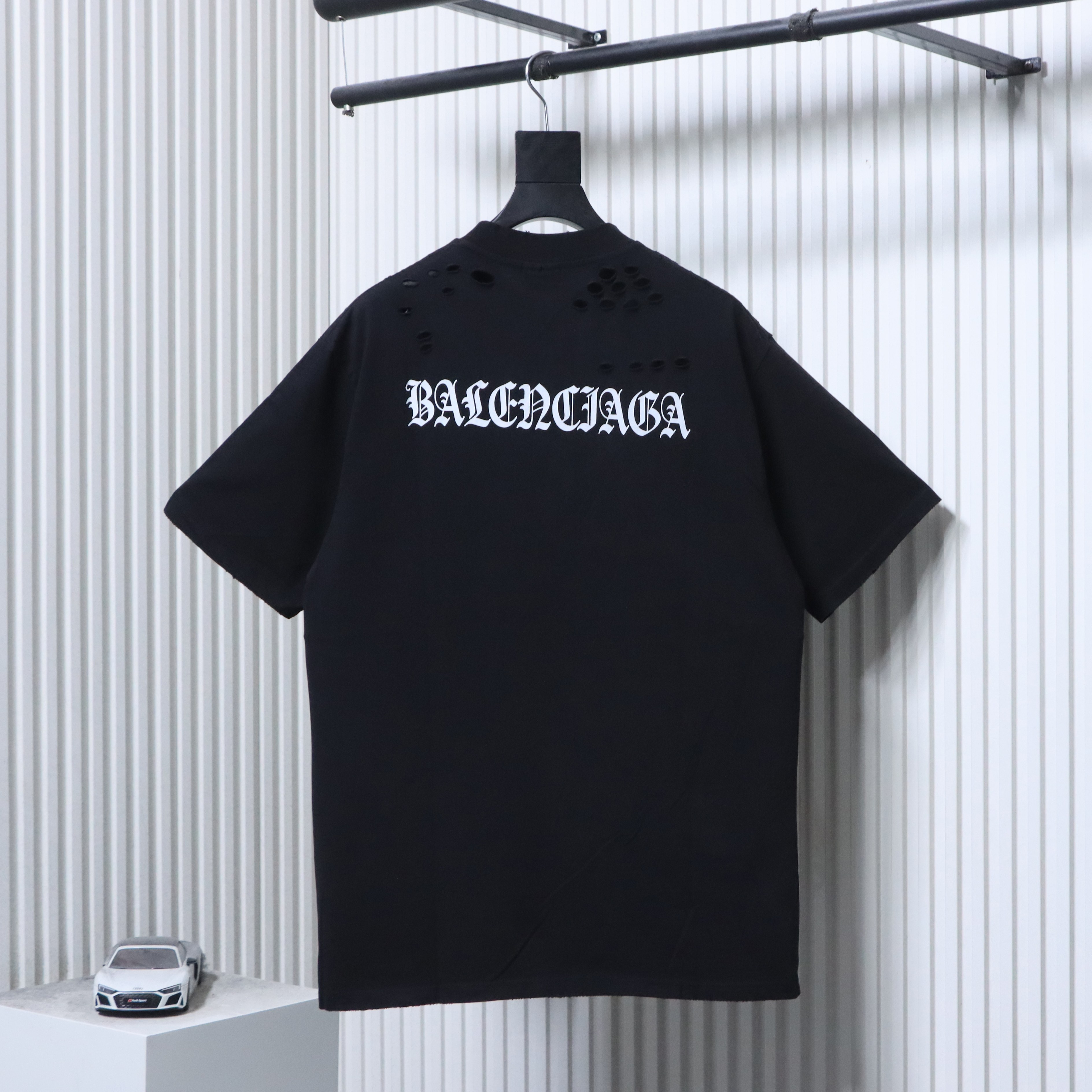 Balenciaga Gothic Back Logo Destroyed T-Shirt - Black h160