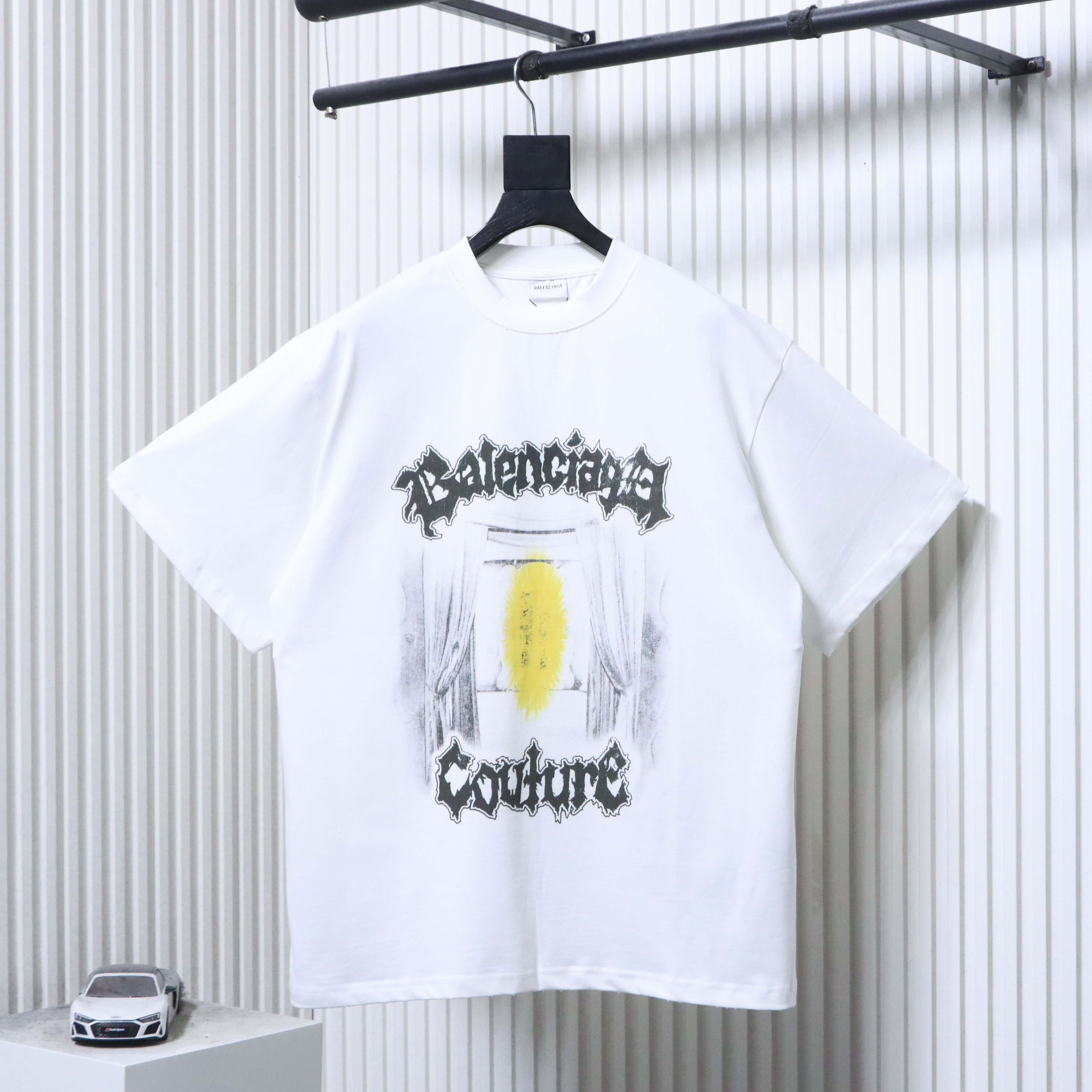 Balenciaga Gothic Couture Curtain T-Shirt - White h170