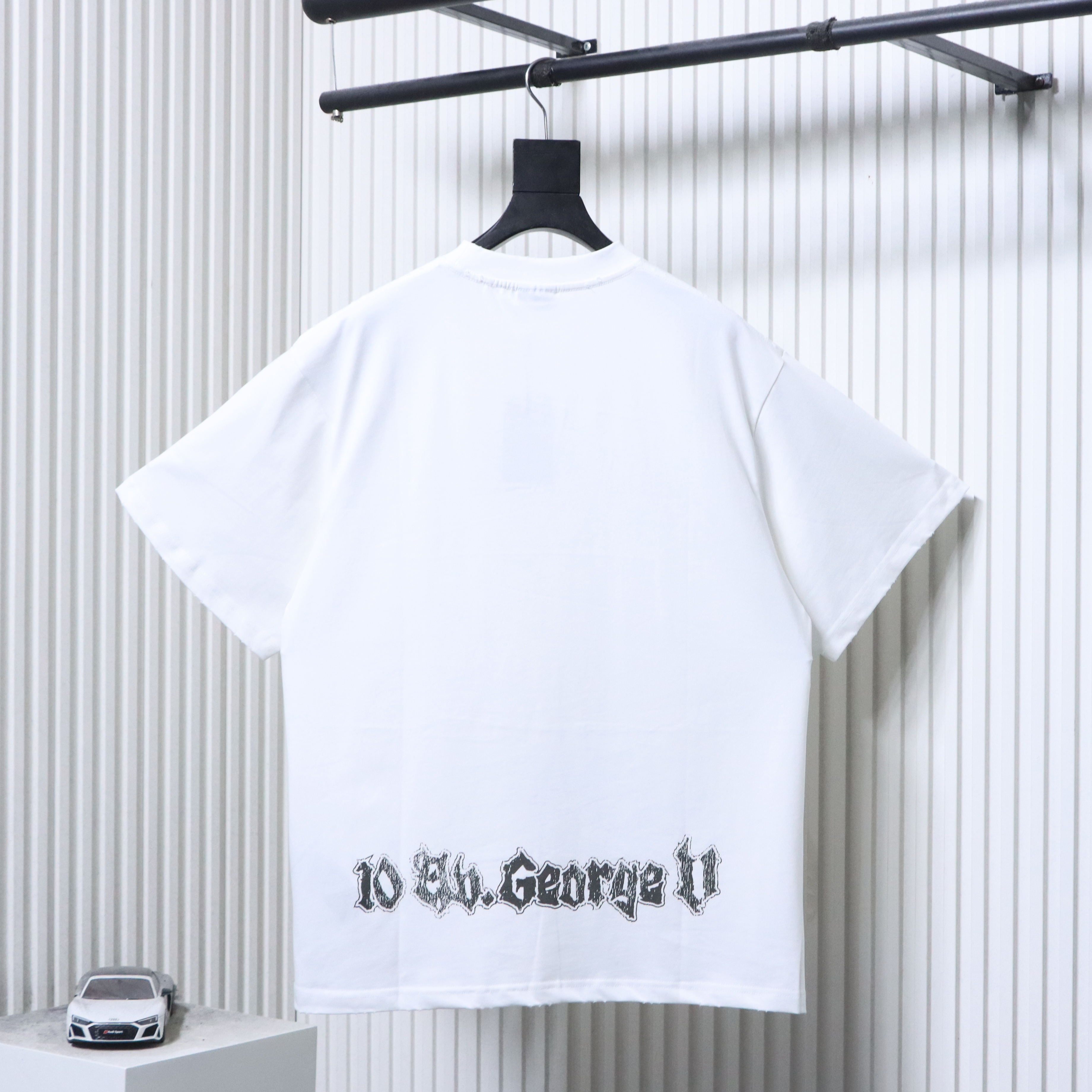 Balenciaga Gothic Couture Curtain T-Shirt - White h170