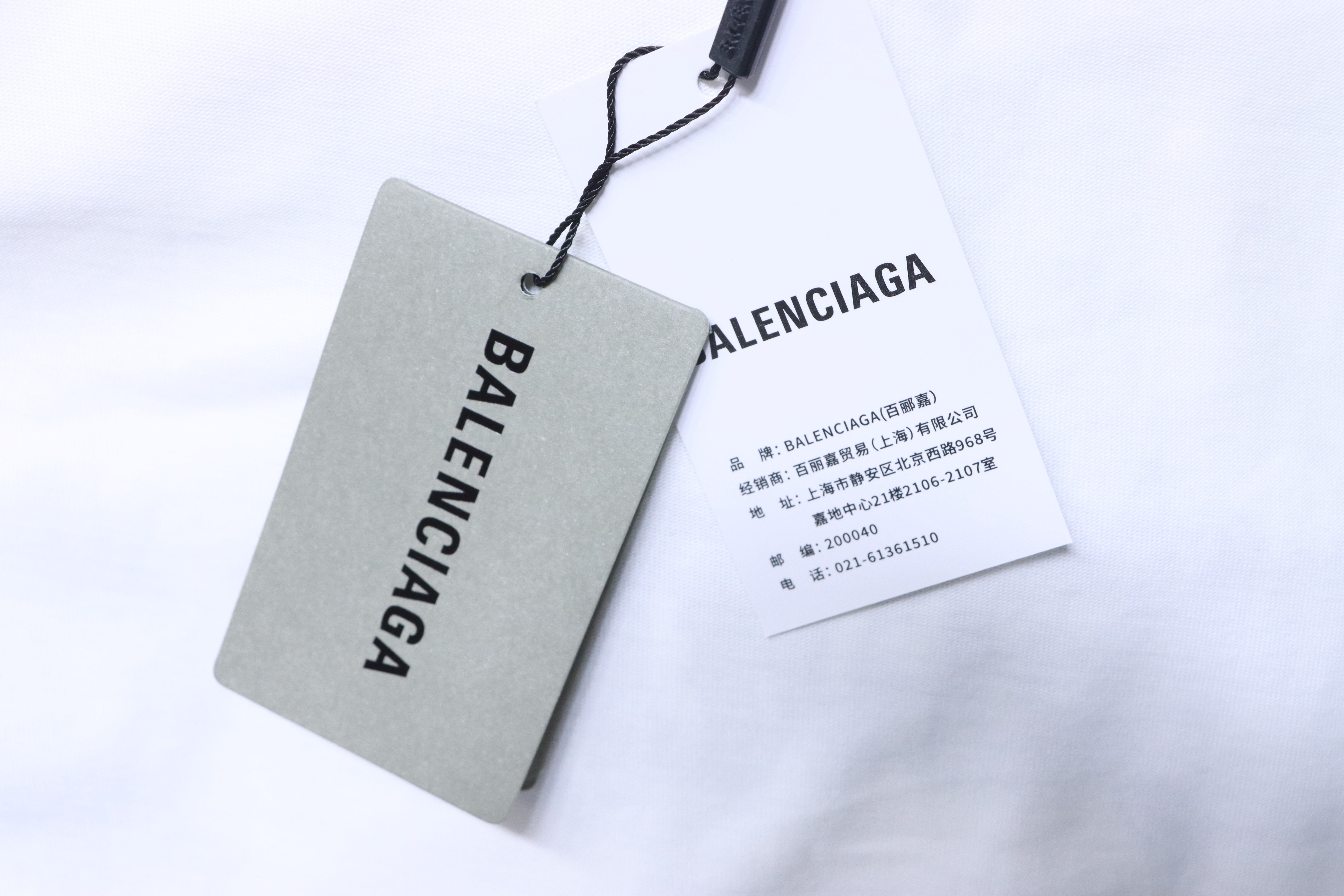 Balenciaga Gothic Couture Curtain T-Shirt - White h170