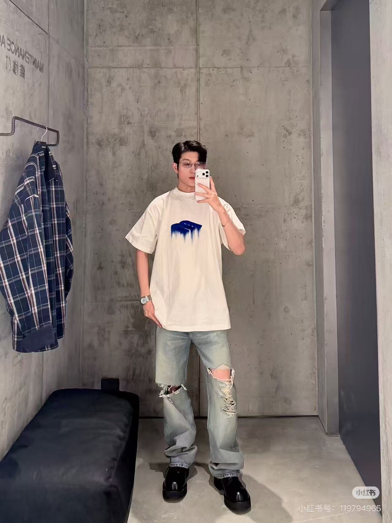 Balenciaga 26SS Klein Blue Melted M Logo T-Shirt White
