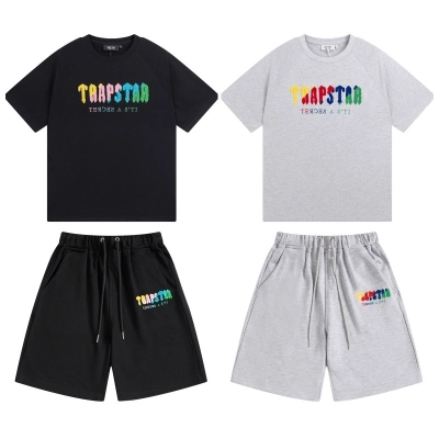 Trapstar It's A Secret Rainbow Gradient Letter Print T-Shirt & Shorts Set - Black/Grey P260 623-624 02