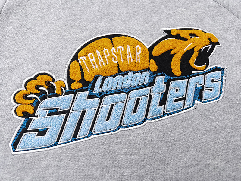 Trapstar Shooters Tiger Head Chenille Embroidery Hoodie &amp; Jogger Set - Black/Grey
