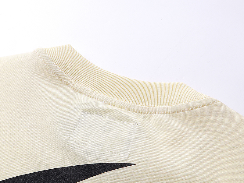 Godspeed Metallic Dolphin &amp; Heart Graphic Washed Tee - Cream P120 3112#