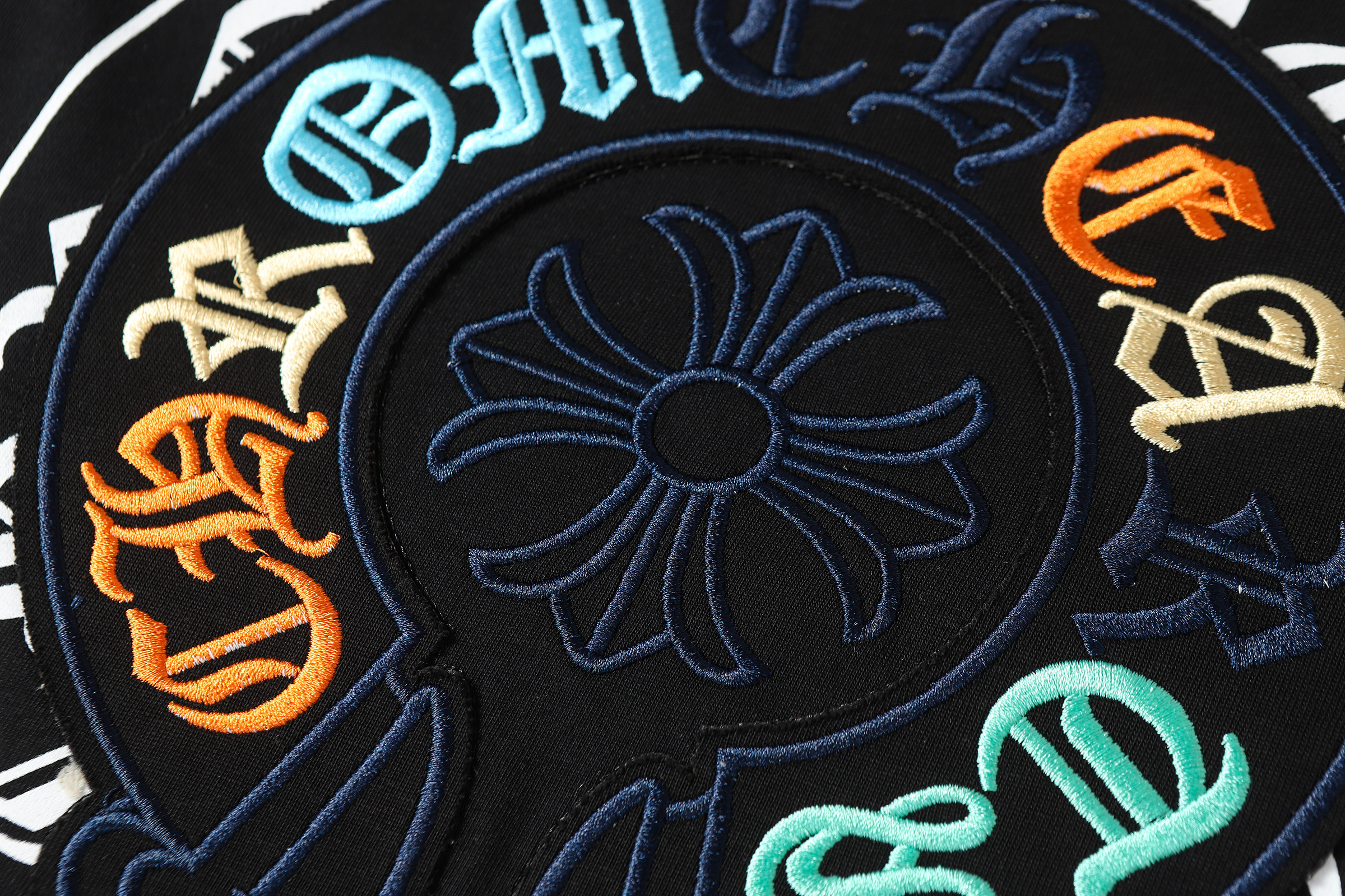 Chrome Hearts Multi-Color Embroidery Horseshoe Cross Four Tone Crew Neck Tee P130 2227