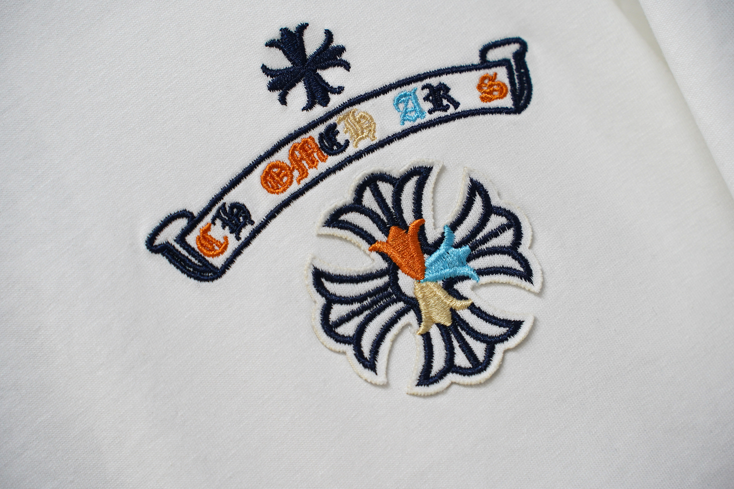 Chrome Hearts Multi-Color Embroidery Horseshoe Cross Four Tone Crew Neck Tee P130 2227
