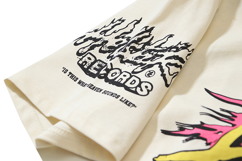 Hellstar Studios Inc. Records Flame Graphic Tee - White/Cream P140 587#