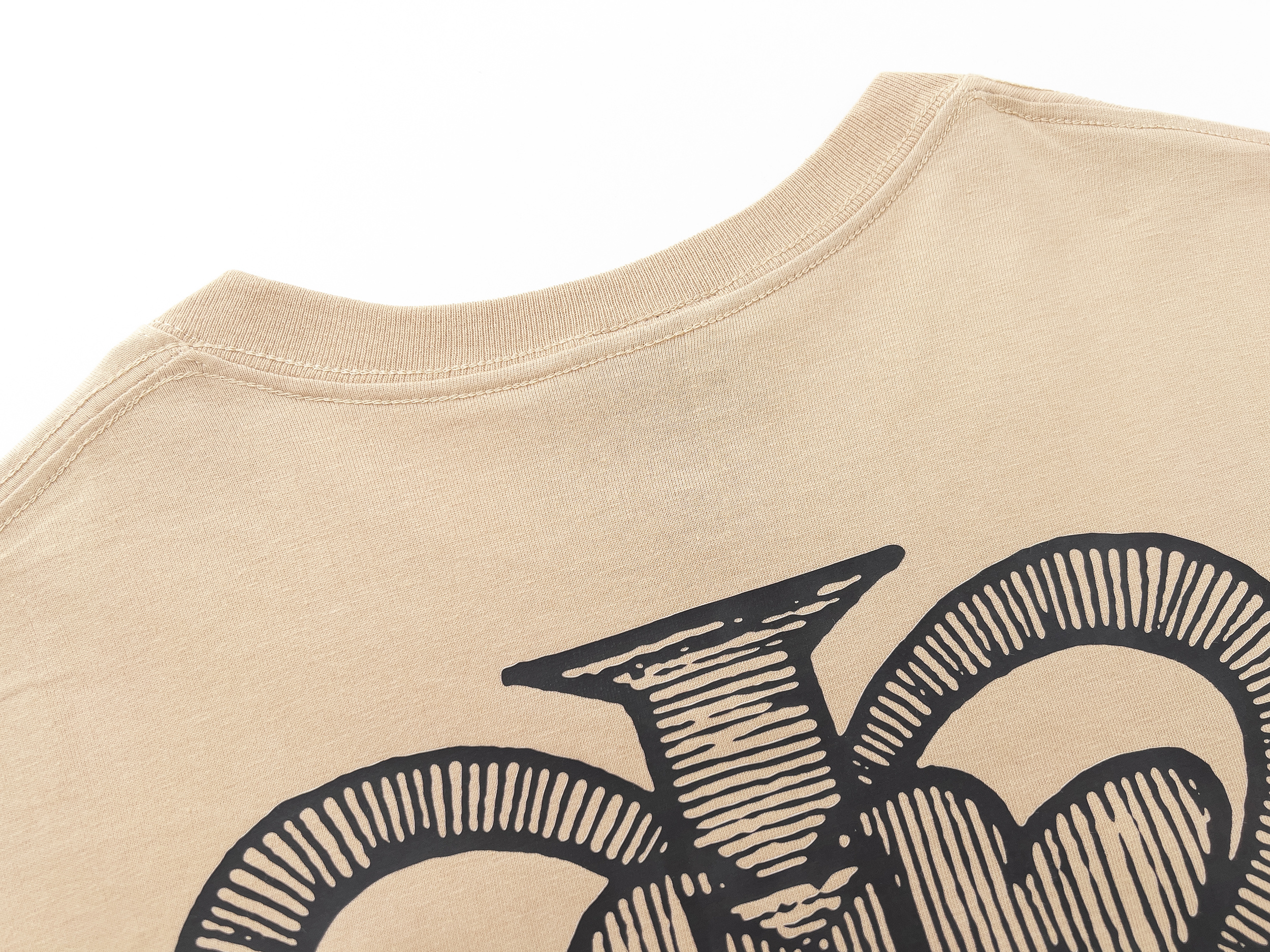 Stussy Crown‑Graphic One‑World Slogan Oversized Short‑Sleeve Tee XB929