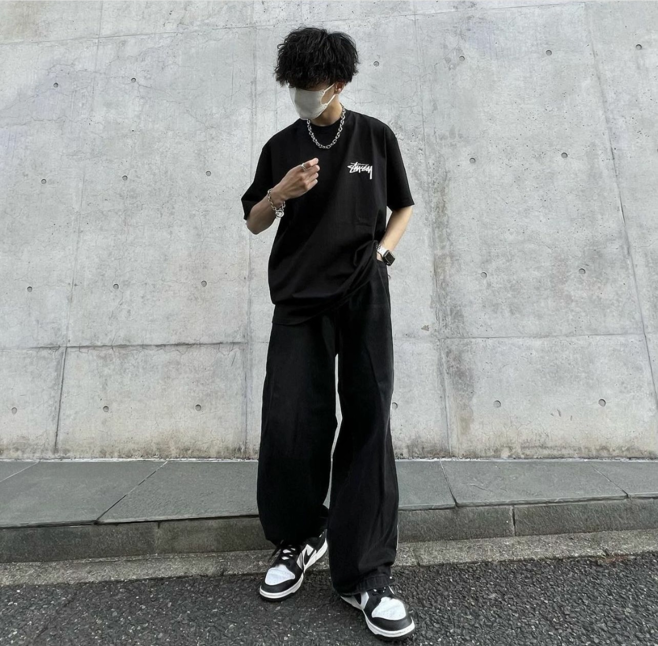 Stussy Shattered‑Effect 8‑Ball Graphic Oversized Short‑Sleeve Tee XB949