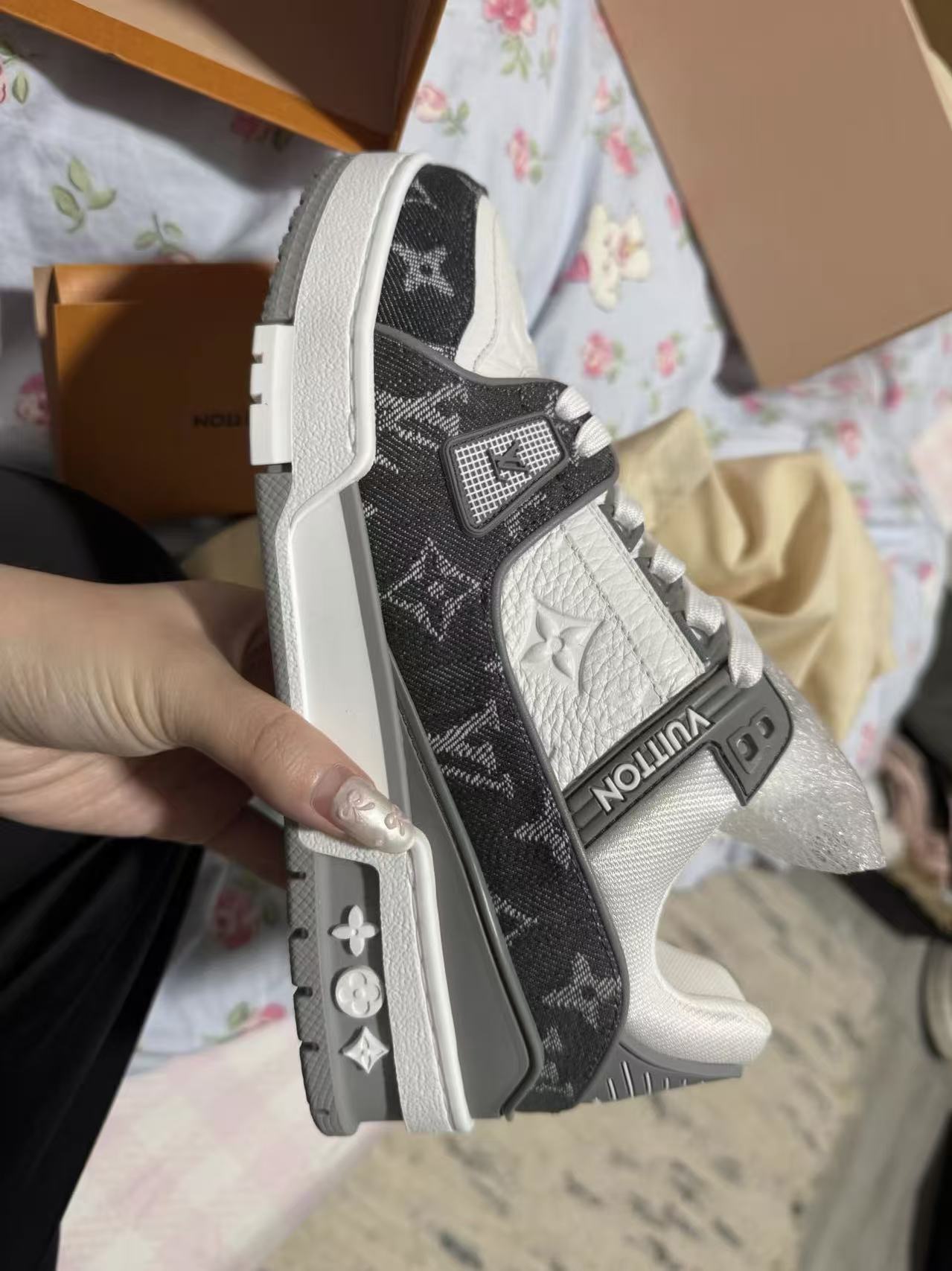Louis Vuitton Trainer Grey review Aiden P 00