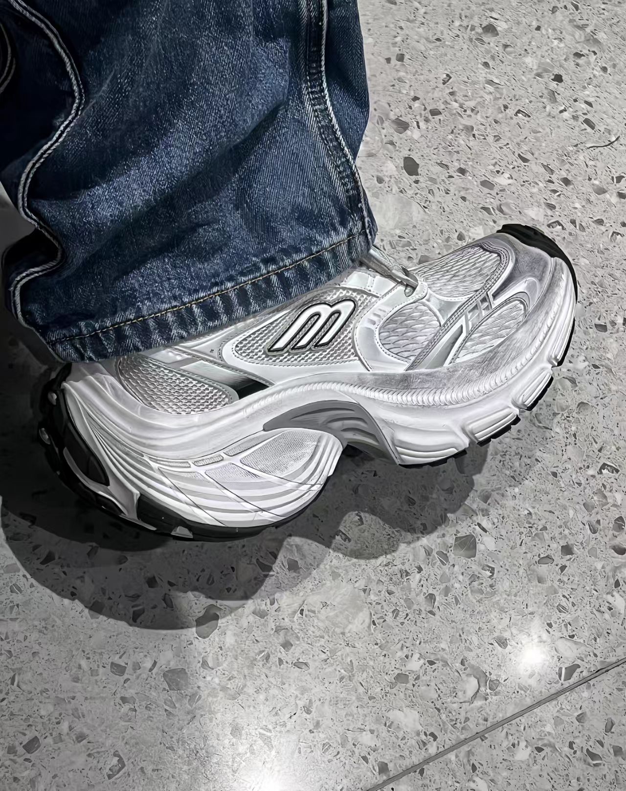 Balenciaga 10XL White Silver Black 784342 W2MV2 9110  review Ethan B 01