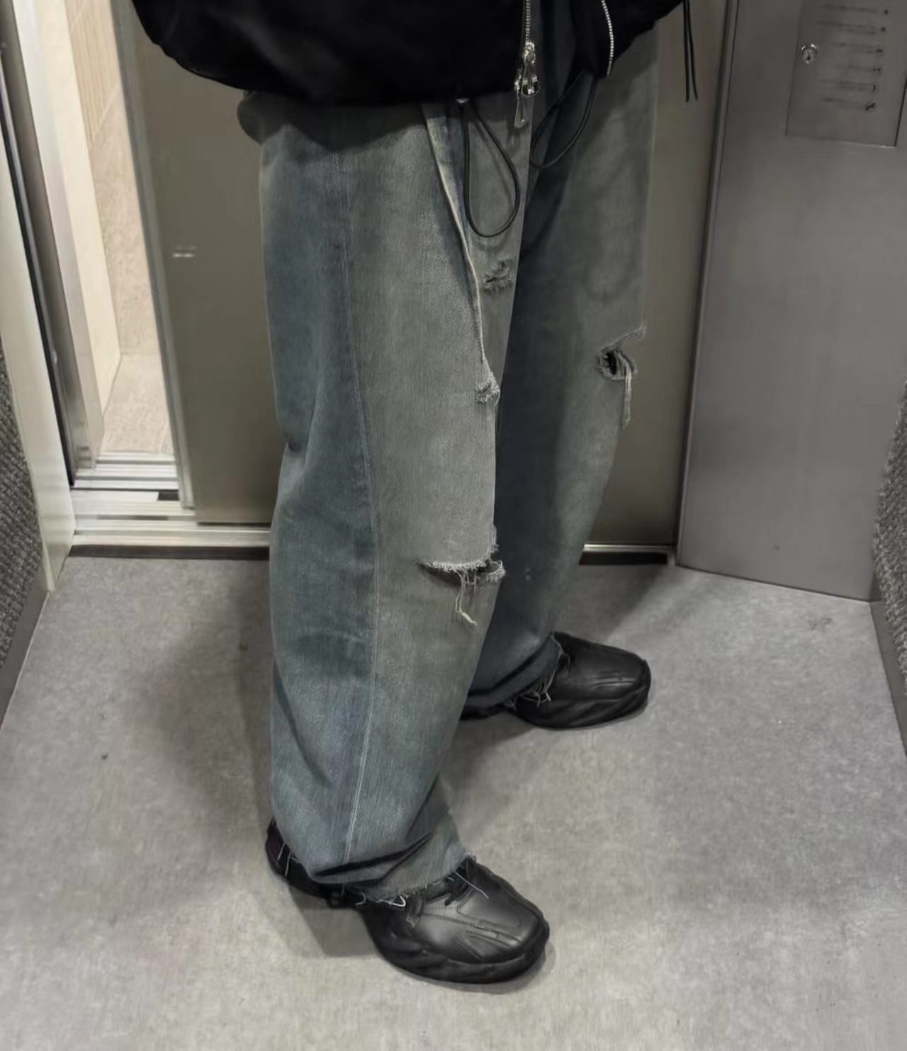 Balenciaga Monday All Black 825418 WDTSC 1000  review 0