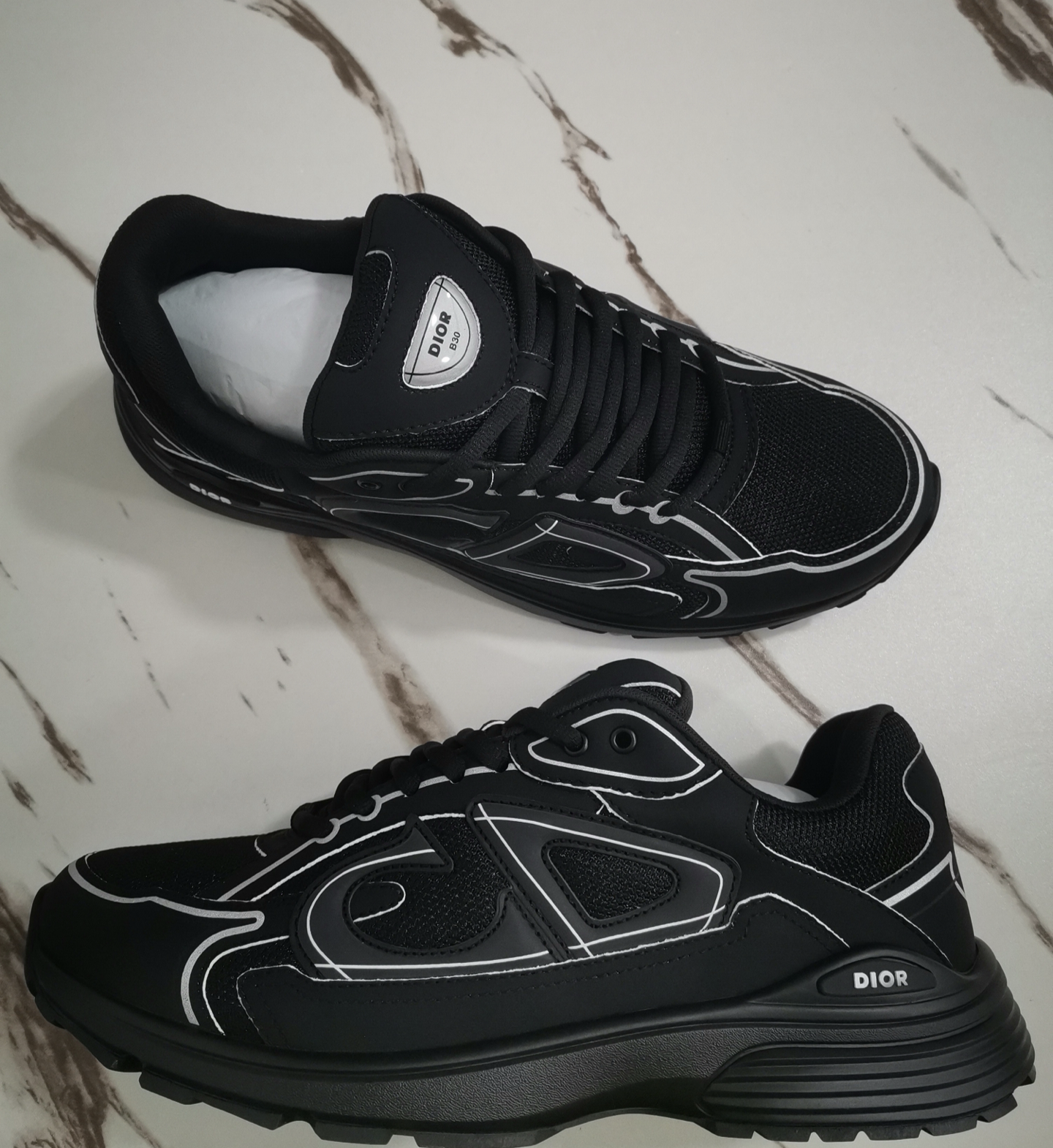 Dior B30 MICROFIBER MES Black review 0