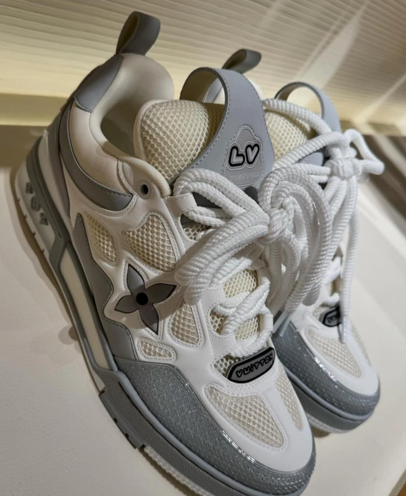 Louis Vuitton Skate White Gray Leather review Emma_Rose_xo 01
