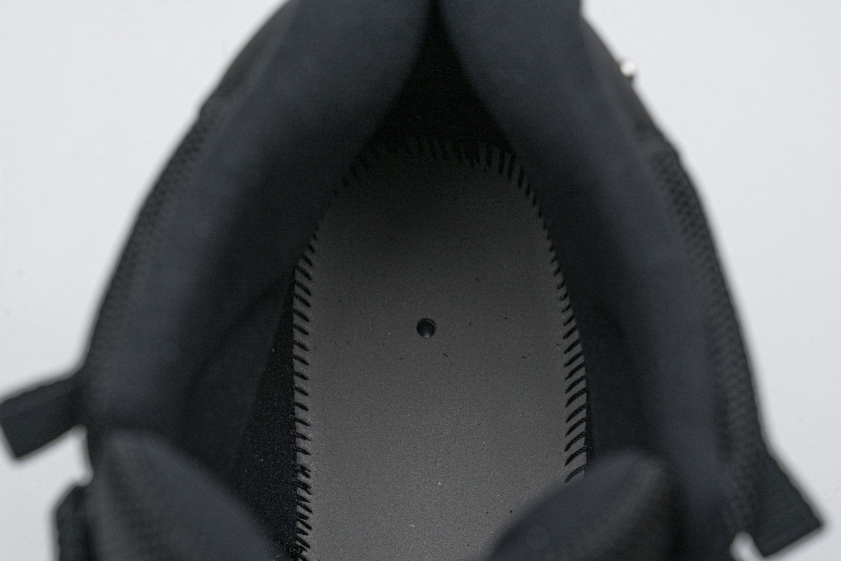 Air Jordan 11 25th Anniversary Black Silver Eyelets CT8012-011
