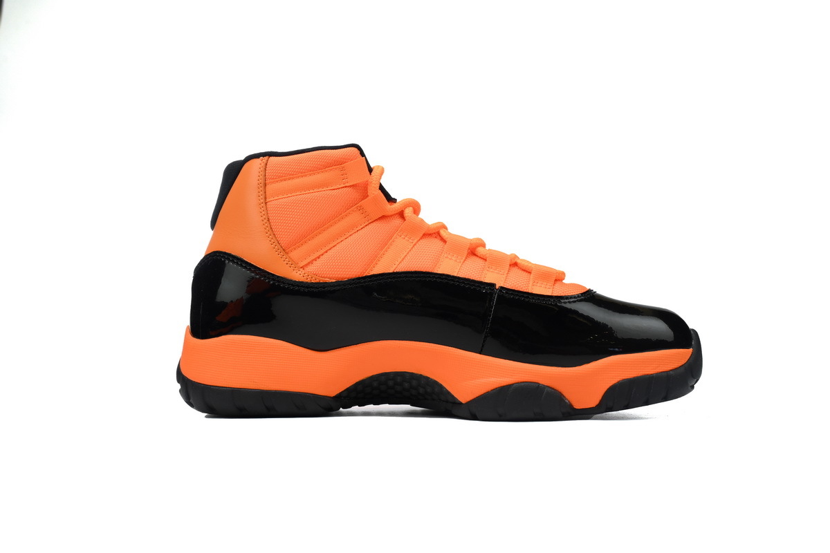 Air Jordan 11 Retro "Black Orange” CT8012-800