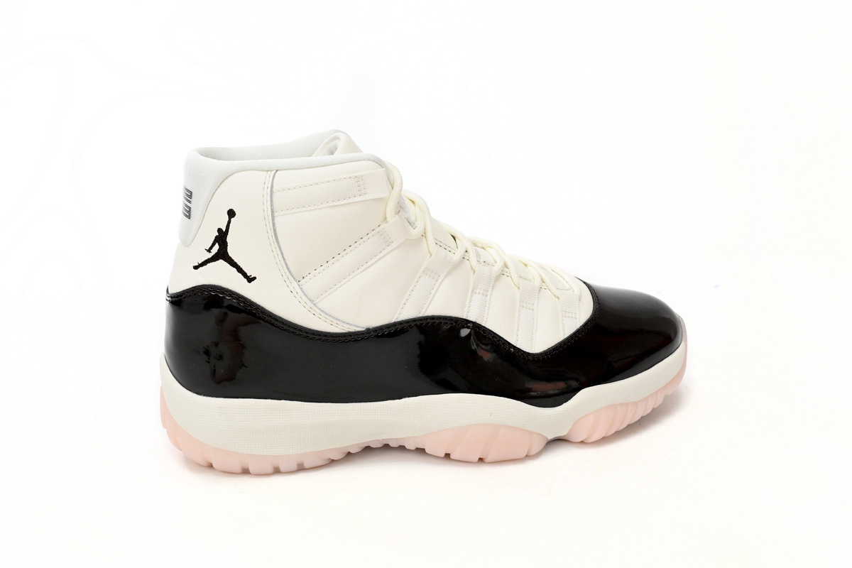 Air Jordan 11 WMNS “Neapolitan” AR0715-101