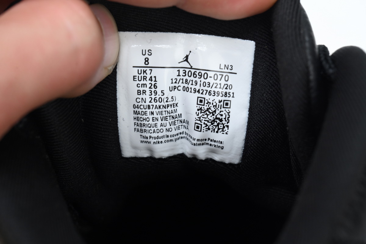 Air Jordan 12 Retro 'University Gold' 130690-070