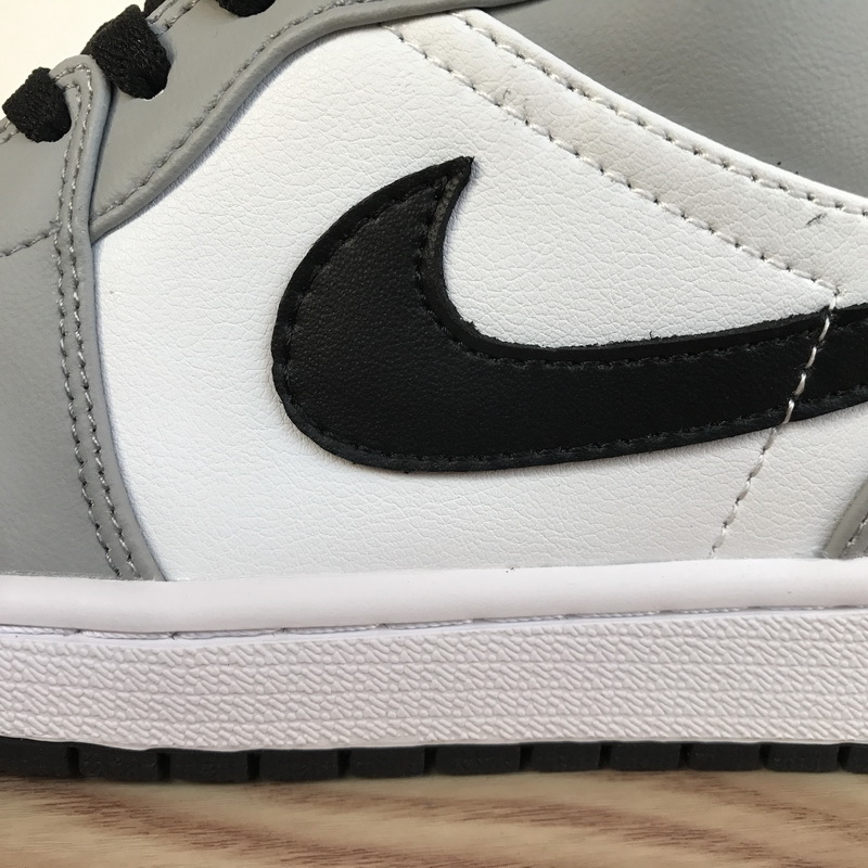 Air Jordan 1 Low Light Smoke Grey 553558-030